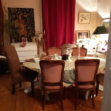 Le Clos Sainte Anne לינה וארוחת בוקר *